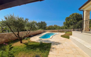 Gorgeous Home In Bale